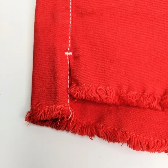 Celebrity pink denim‎ shorts, red - Picture 5 of 8